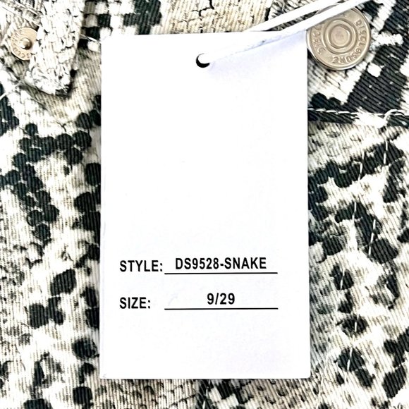 Disclosure Jeans Size 9/29 Snake Print Baggy High-Waisted Relaxed Fit NWT's - Picture 6 of 8